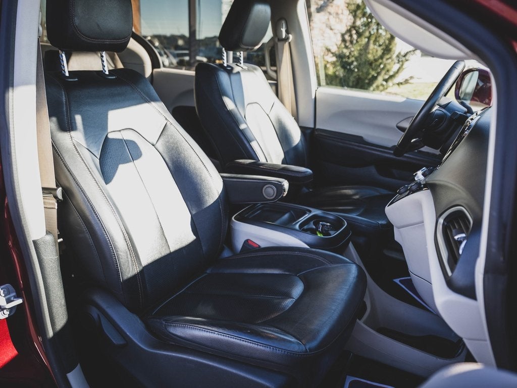 2020 Chrysler Pacifica Touring L