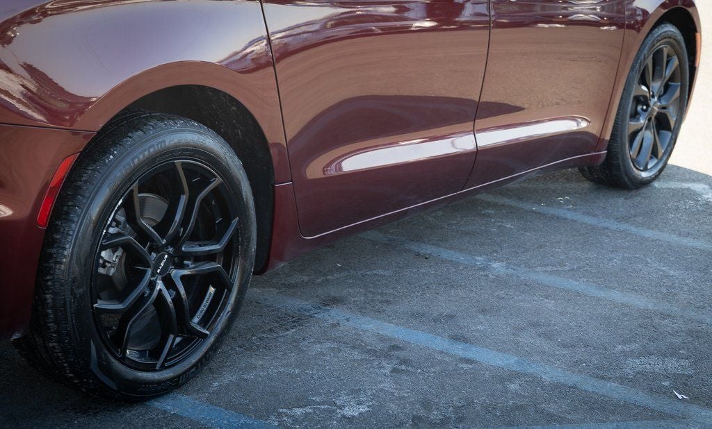 2020 Chrysler Pacifica Touring L Plus