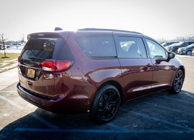 2020 Chrysler Pacifica Touring L Plus