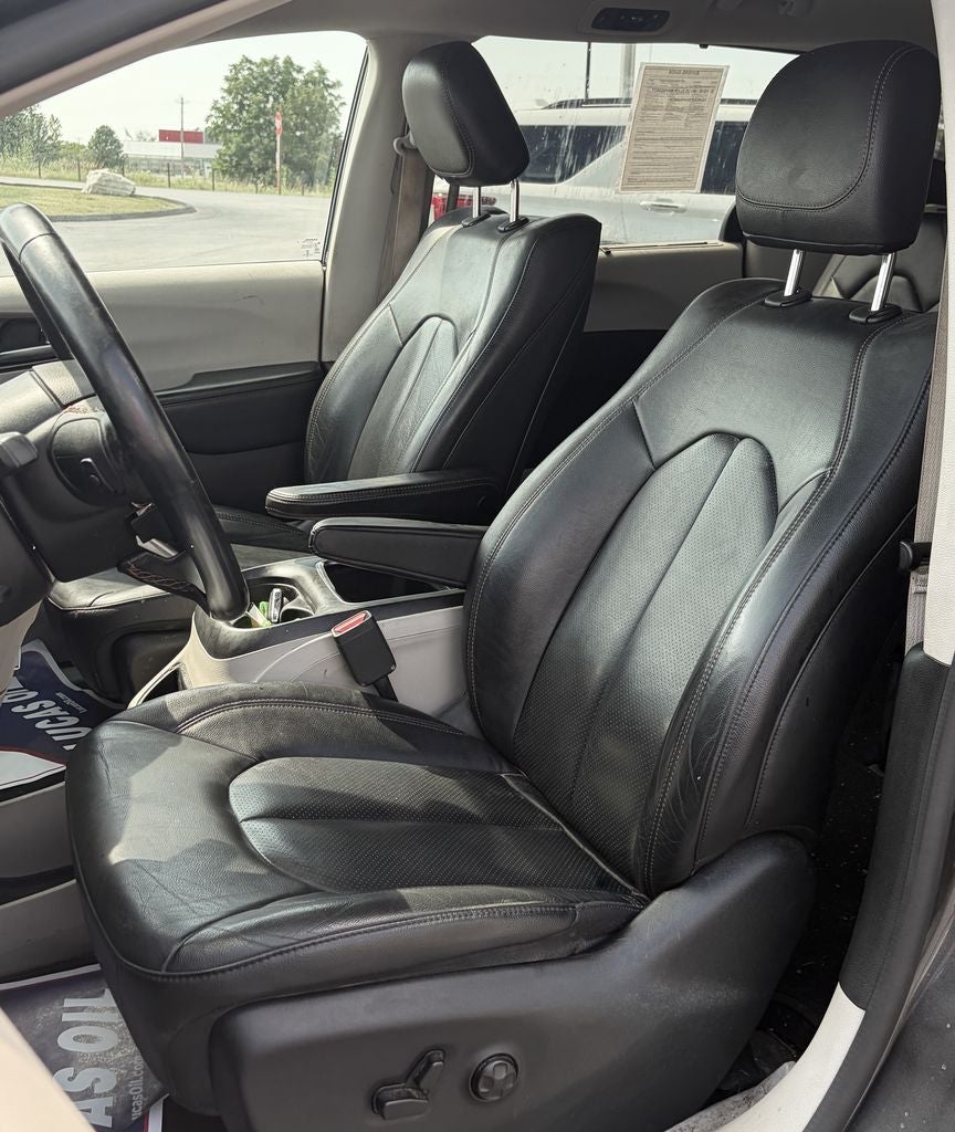 2019 Chrysler Pacifica Touring L Plus