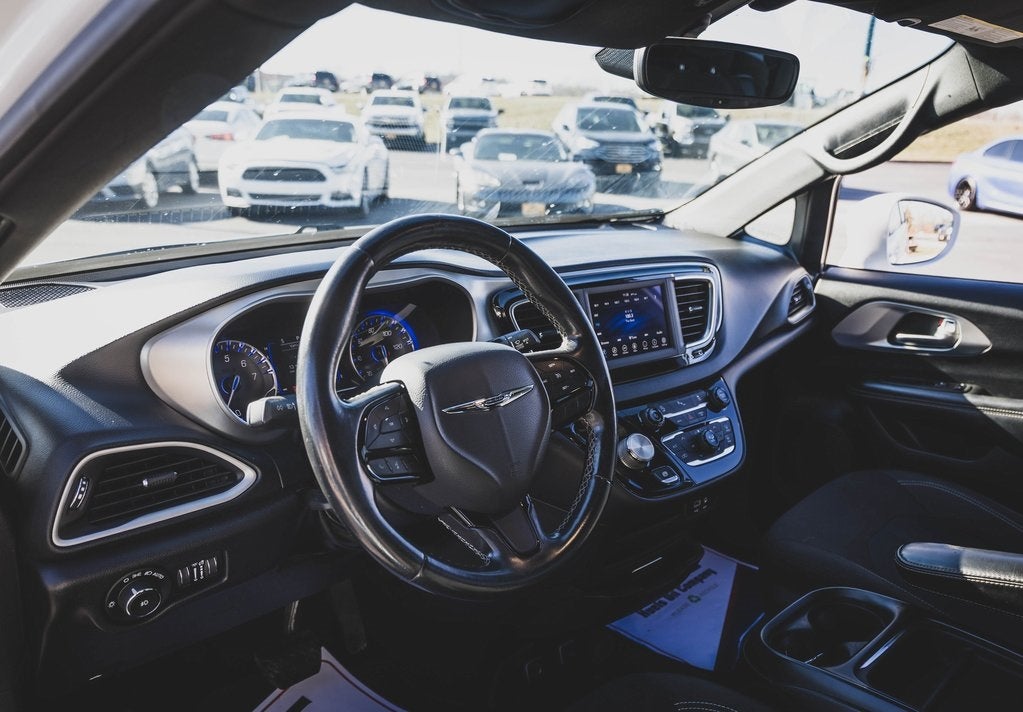 2020 Chrysler Pacifica Touring