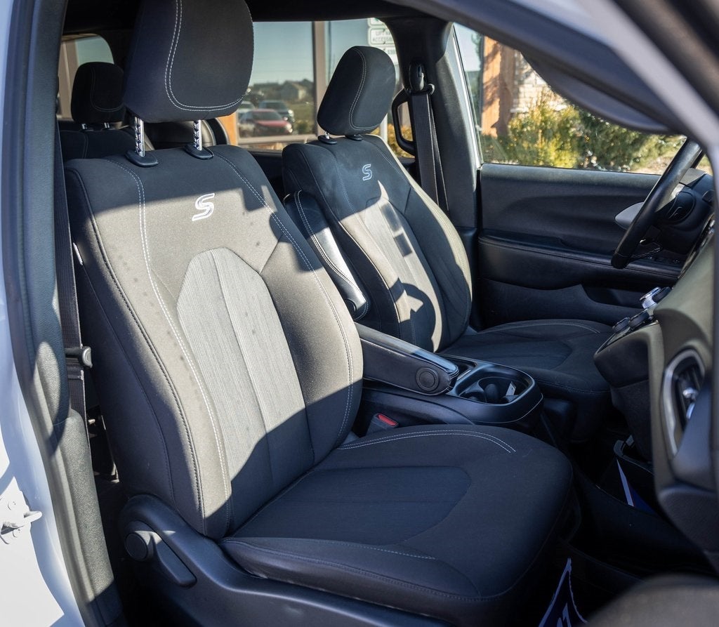 2020 Chrysler Pacifica Touring