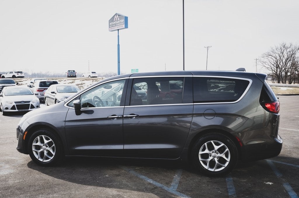 2019 Chrysler Pacifica Touring Plus