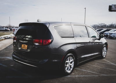 2019 Chrysler Pacifica Touring Plus