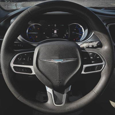 2017 Chrysler Pacifica Hybrid Touring Plus