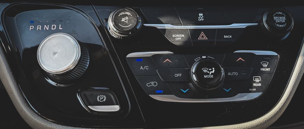 2017 Chrysler Pacifica Hybrid Touring Plus