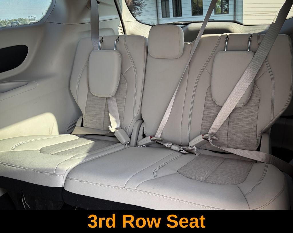 2017 Chrysler Pacifica Hybrid Touring Plus