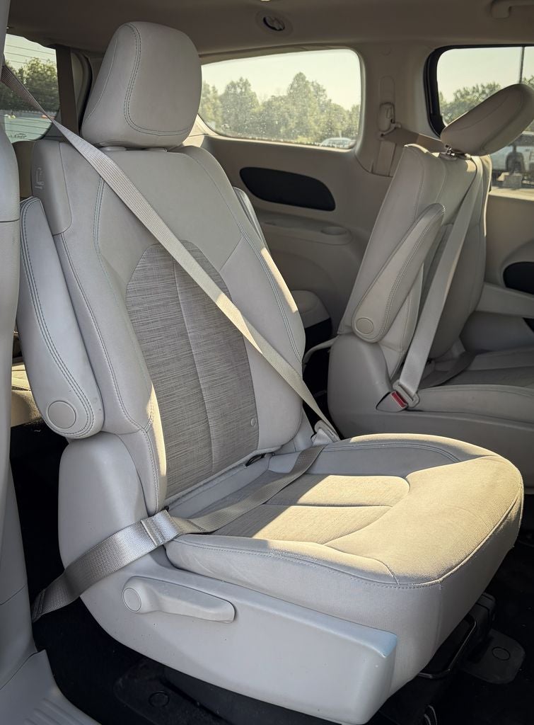 2017 Chrysler Pacifica Hybrid Touring Plus