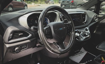2019 Chrysler Pacifica Hybrid Limited
