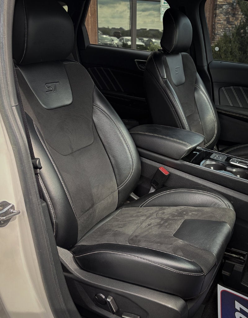2019 Ford Edge ST