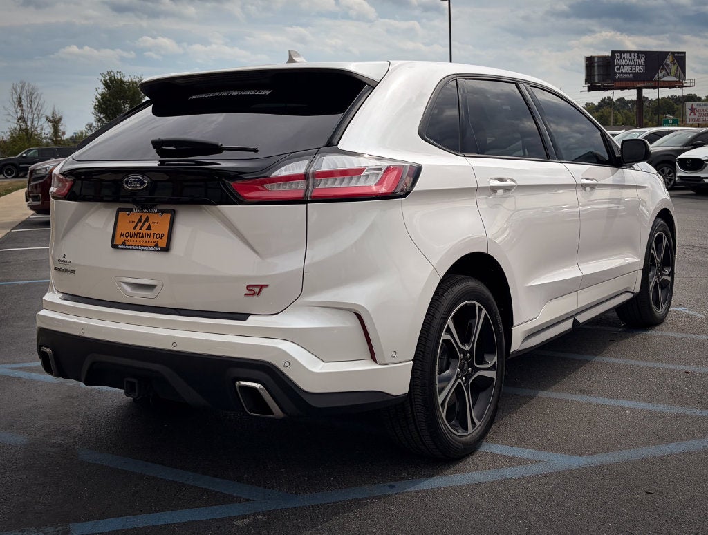 2019 Ford Edge ST