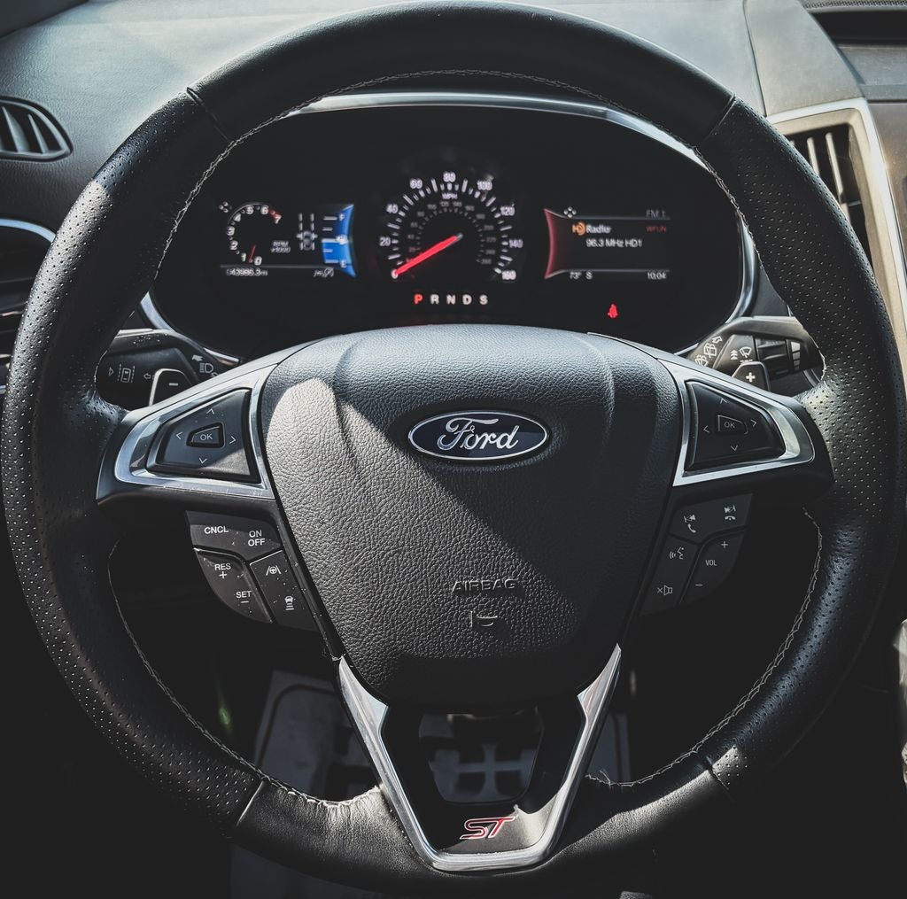 2020 Ford Edge ST