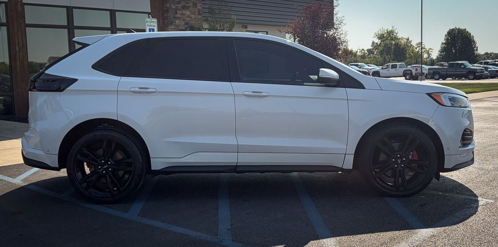 2020 Ford Edge ST