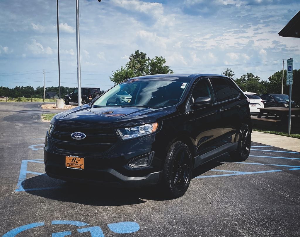 2017 Ford Edge SE