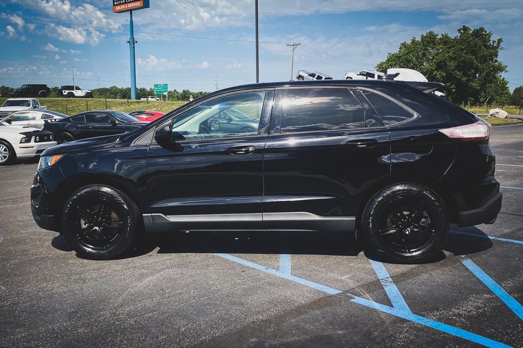 2017 Ford Edge SE