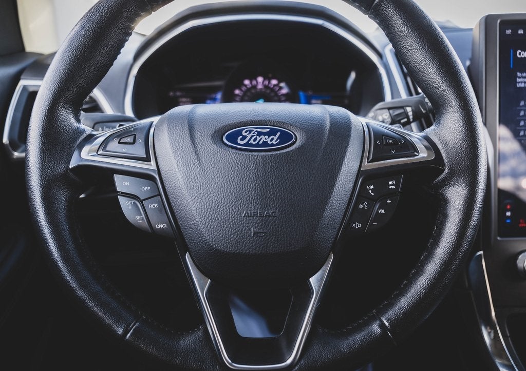 2021 Ford Edge Titanium