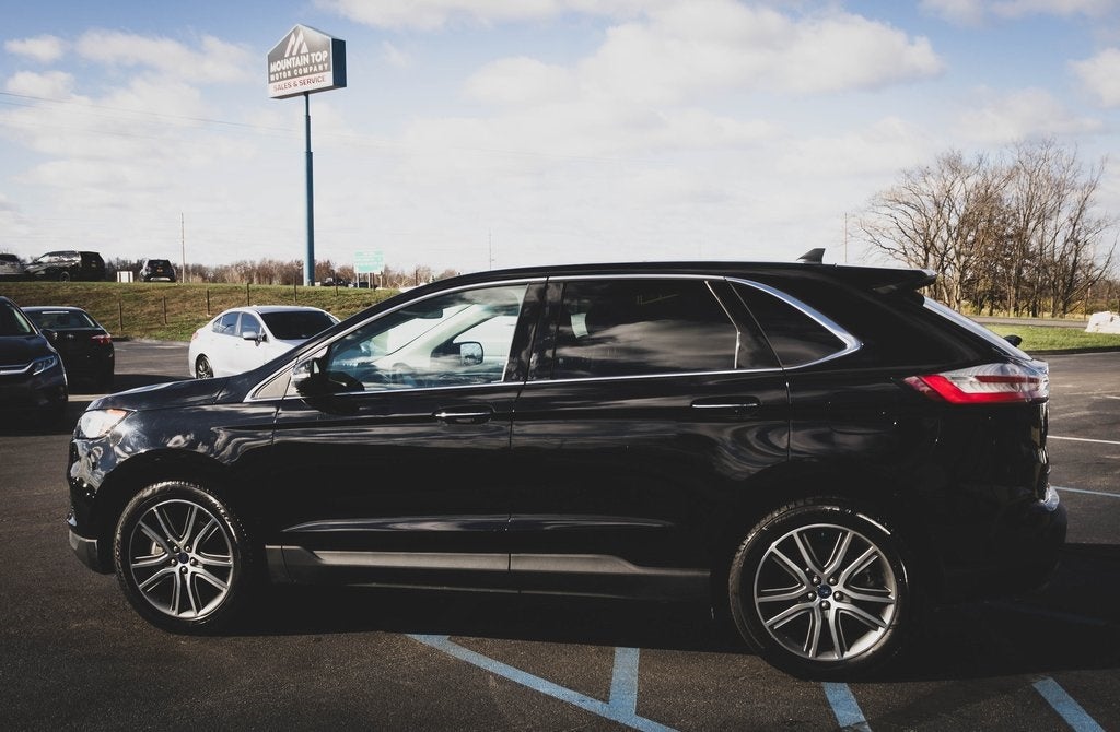 2021 Ford Edge Titanium