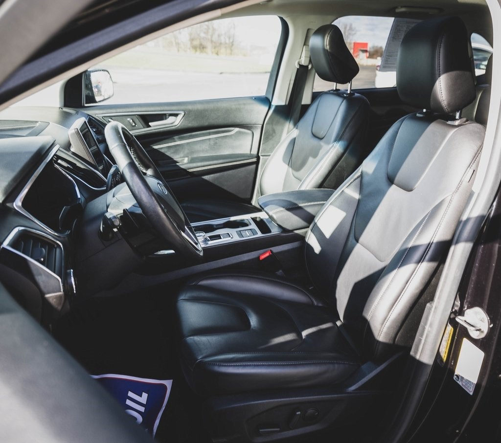 2021 Ford Edge Titanium