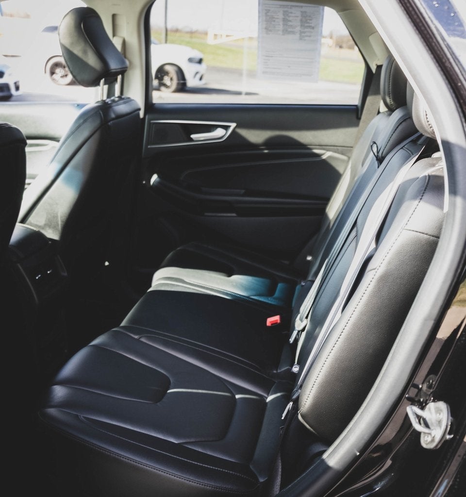 2021 Ford Edge Titanium