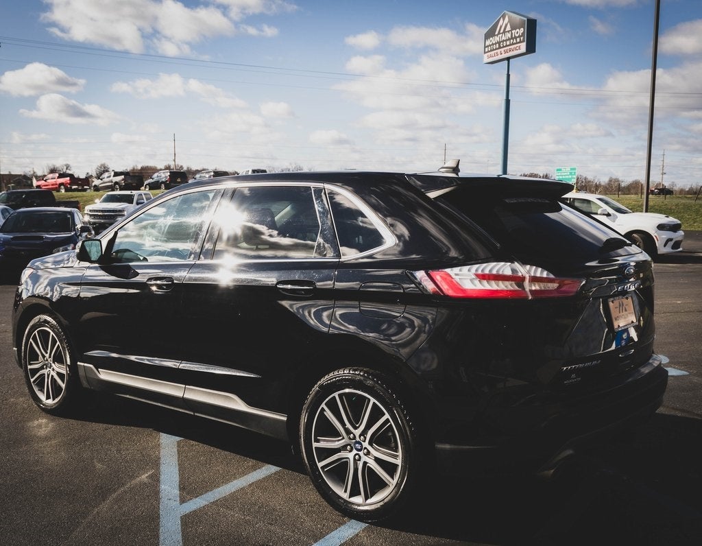 2021 Ford Edge Titanium