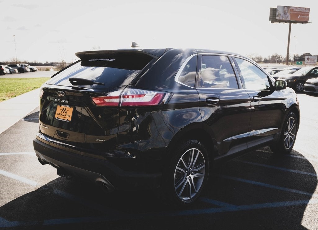 2021 Ford Edge Titanium