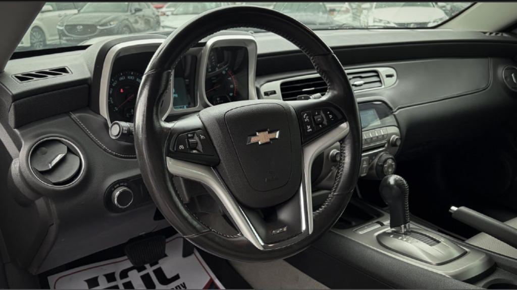 2012 Chevrolet Camaro SS 1SS