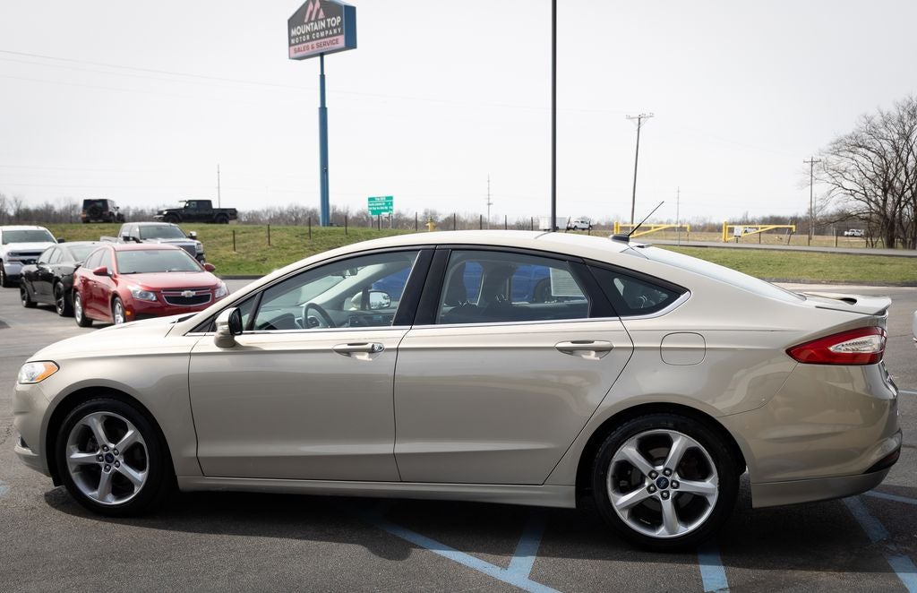 2015 Ford Fusion SE