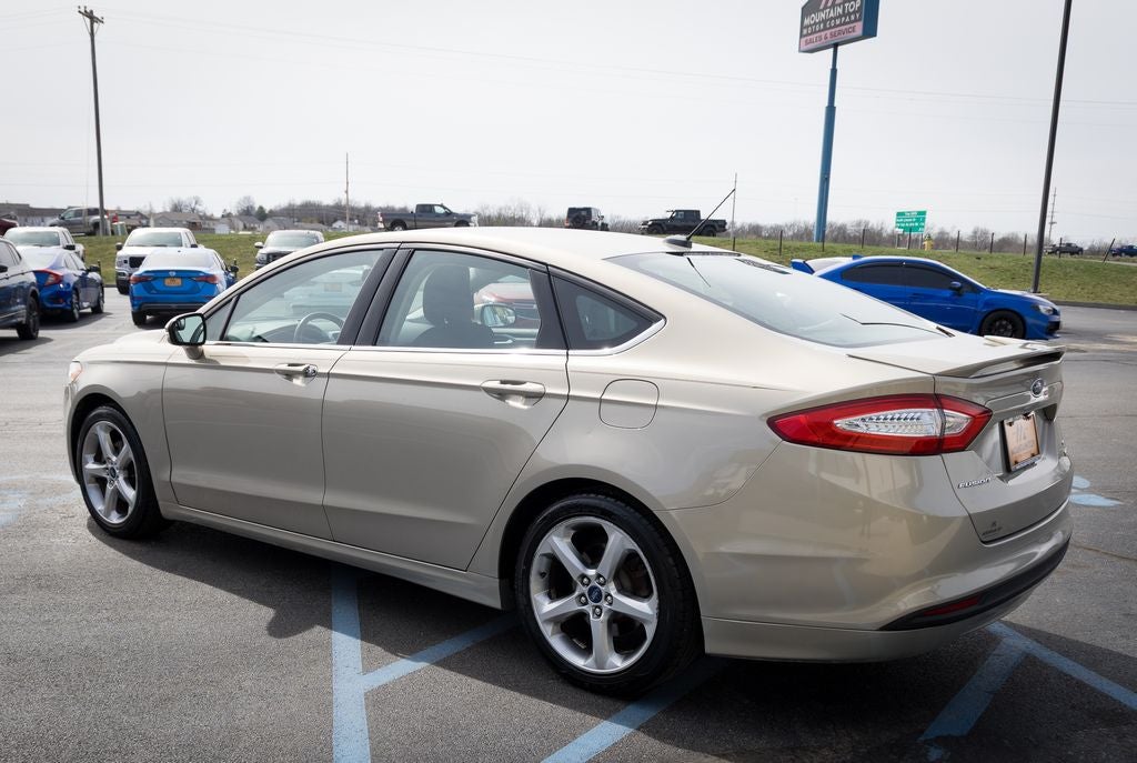 2015 Ford Fusion SE
