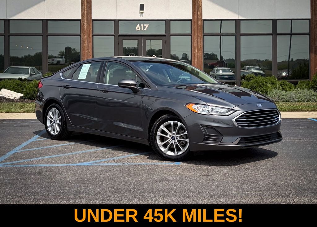 2020 Ford Fusion SE