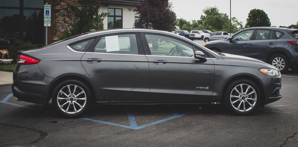 2017 Ford Fusion Hybrid SE
