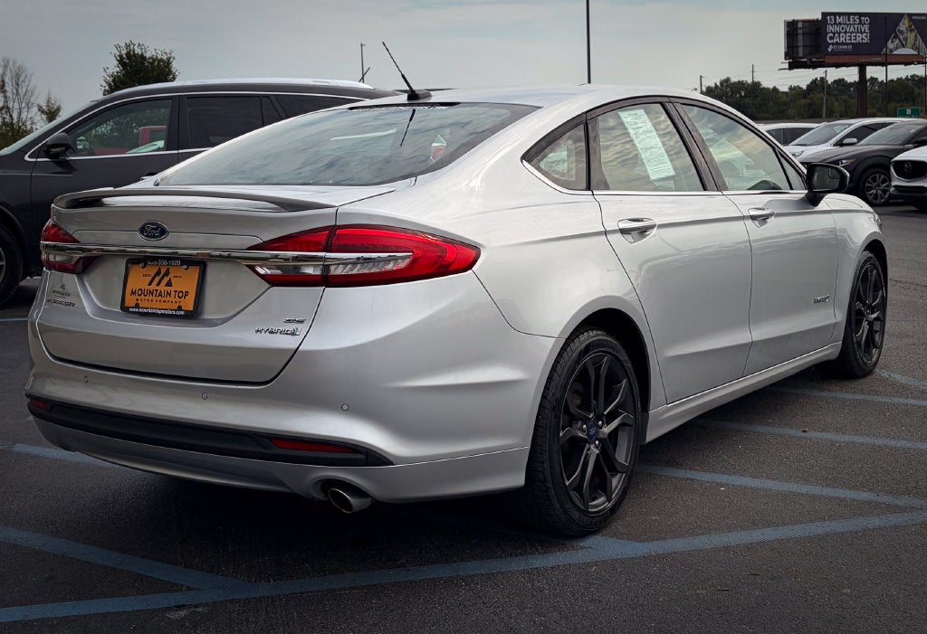2018 Ford Fusion Hybrid SE