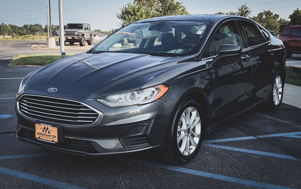 2020 Ford Fusion Hybrid SE
