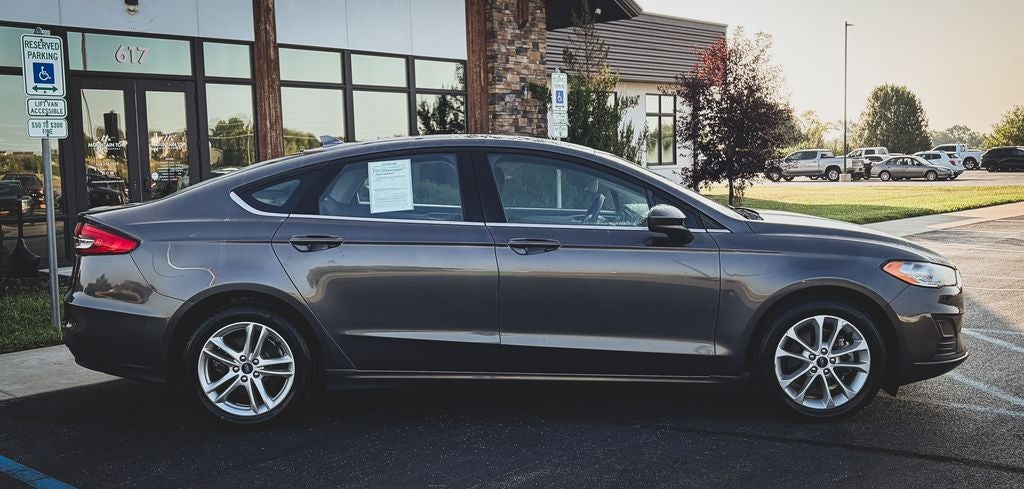 2020 Ford Fusion Hybrid SE