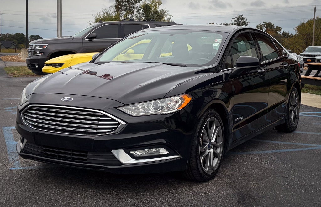 2017 Ford Fusion Hybrid SE