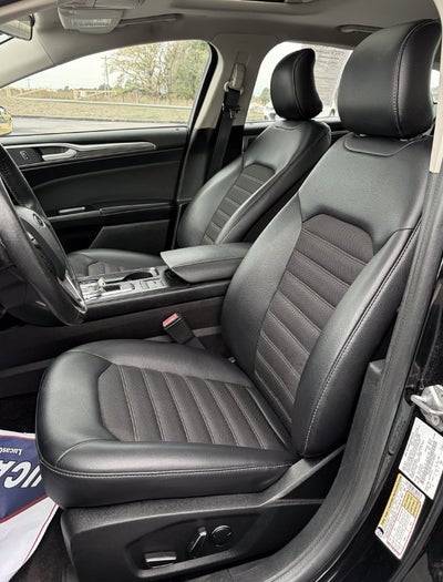 2017 Ford Fusion Hybrid SE