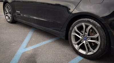 2017 Ford Fusion Hybrid SE