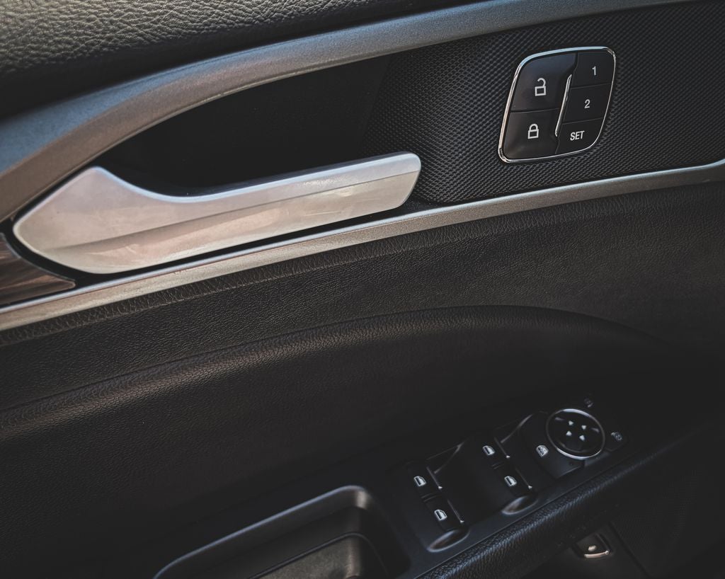 2018 Ford Fusion Energi SE Luxury