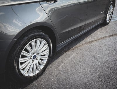 2016 Ford Fusion Hybrid S