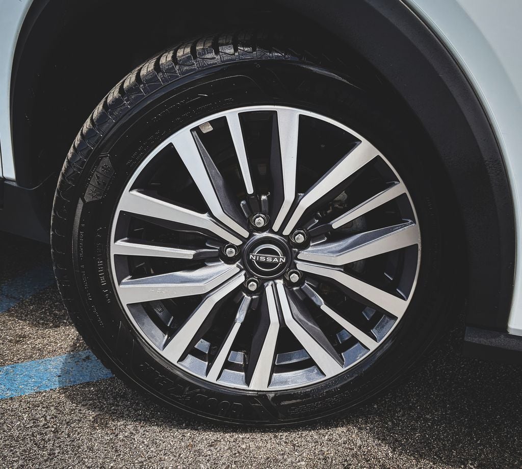 2022 Nissan Kicks SV