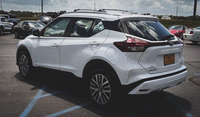 2022 Nissan Kicks SV