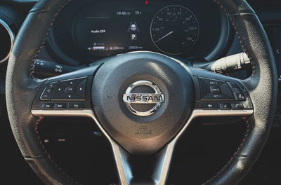 2021 Nissan Kicks SR