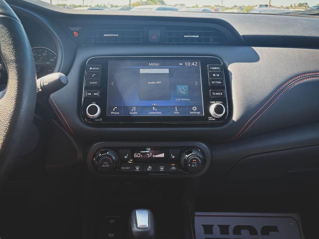 2021 Nissan Kicks SR