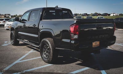 2023 Toyota Tacoma SR V6