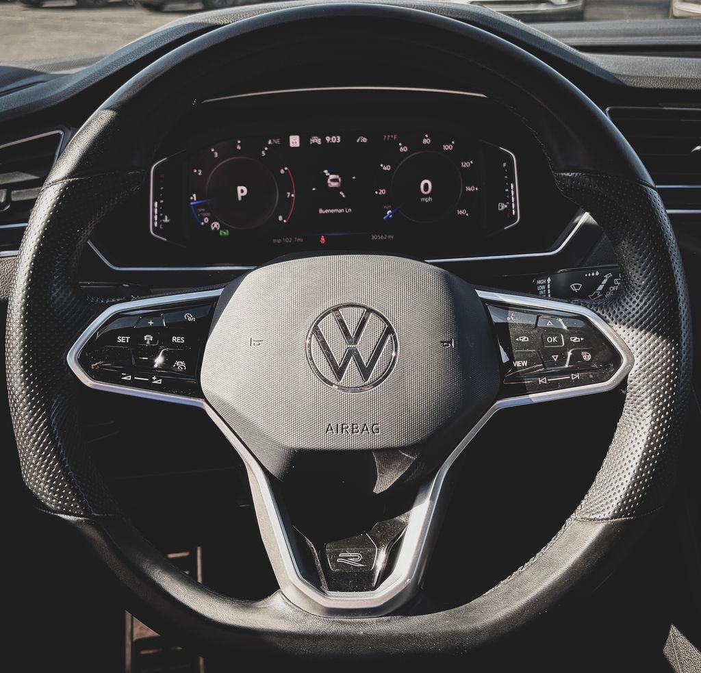 2022 Volkswagen Tiguan 2.0T SEL R-Line