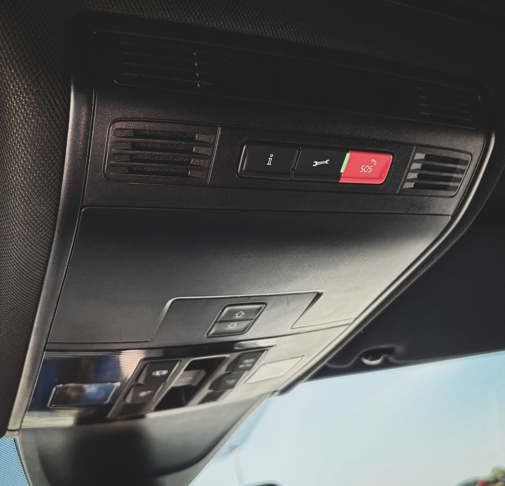 2022 Volkswagen Tiguan 2.0T SEL R-Line
