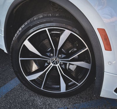2022 Volkswagen Tiguan 2.0T SEL R-Line