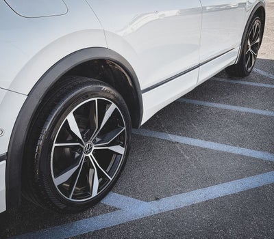 2022 Volkswagen Tiguan 2.0T SEL R-Line
