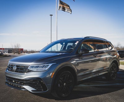 2022 Volkswagen Tiguan 2.0T SE R-Line Black