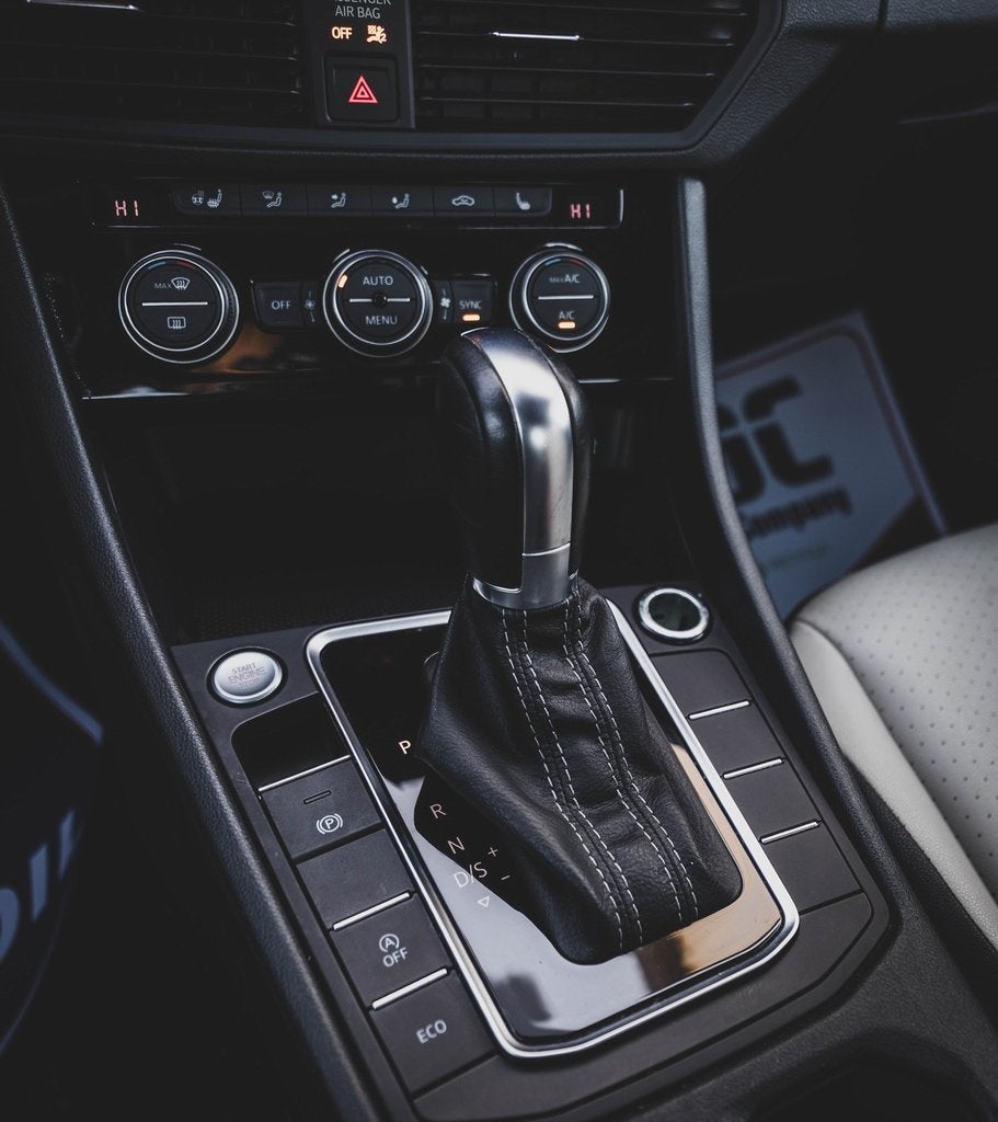 2019 Volkswagen Jetta R-Line