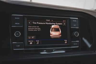 2019 Volkswagen Jetta R-Line